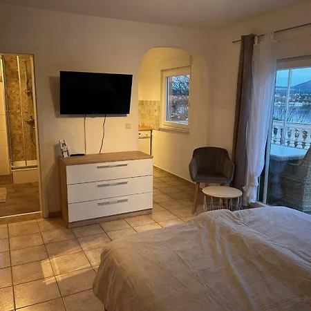 Nikki Apartamento